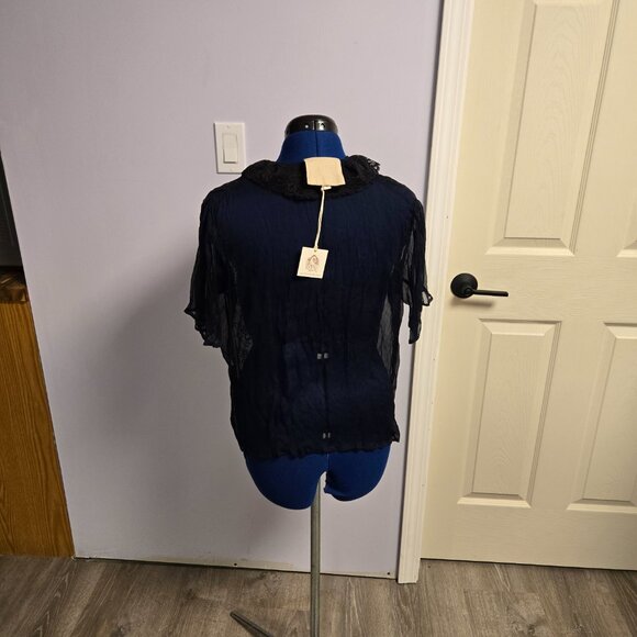 Chasing Unicorns Fly Like an Eagle Silk Chiffon Blouse, Black and Navy, M, NWT - Picture 4 of 5